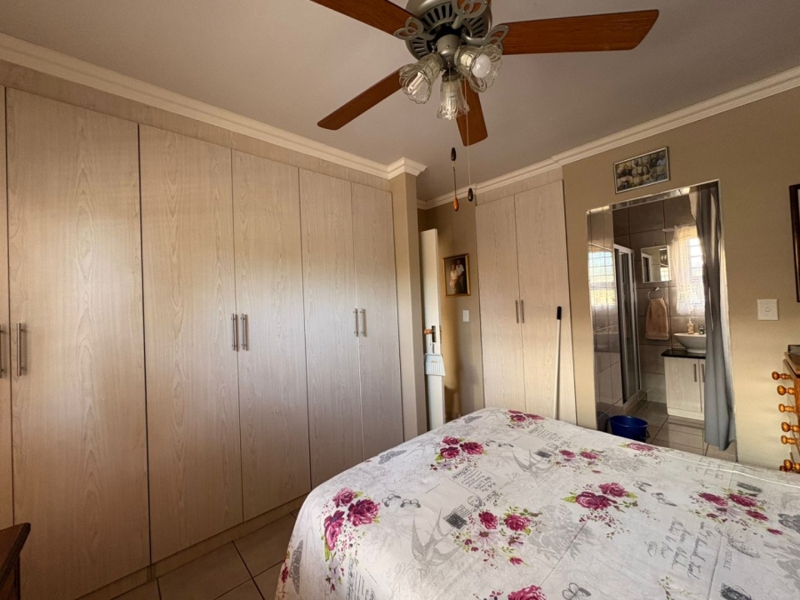 2 Bedroom Property for Sale in Wilkoppies North West